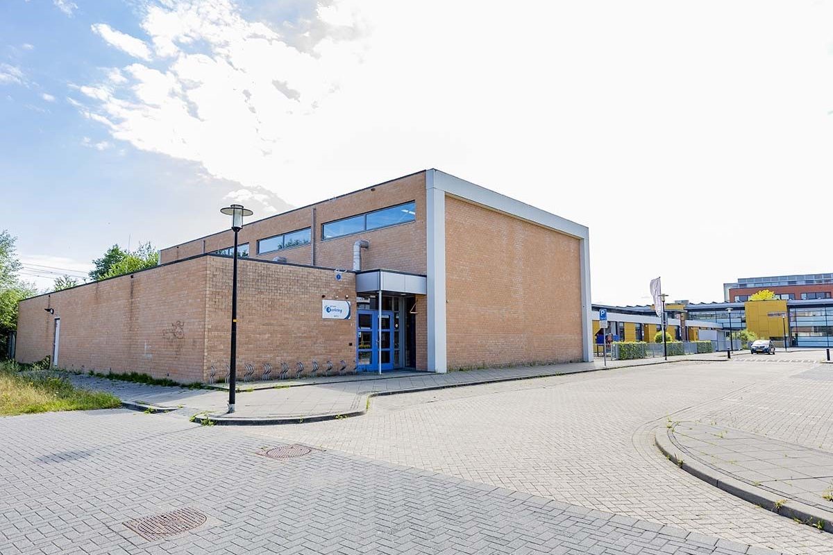 Apeldoorn - wijk Osseveld - Gymzaal Keerkring